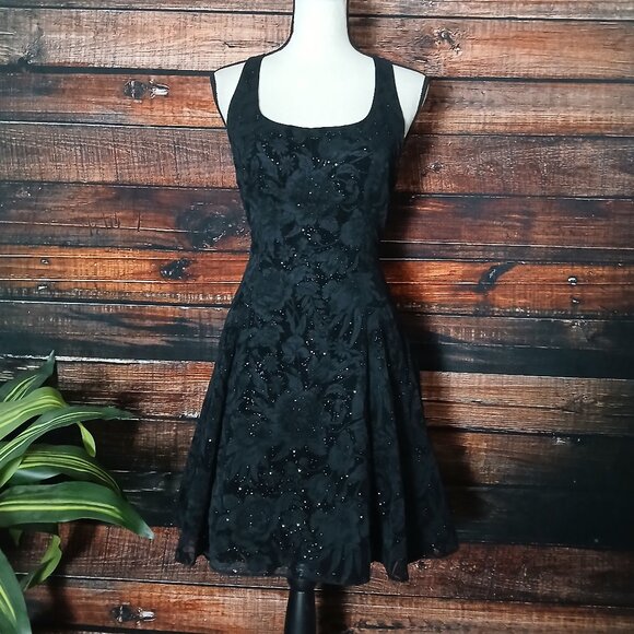 Vintage Nite Kraze Dress 9/10 Velvet Burnout Floral Glitter Cross Back LBD - Picture 2 of 10